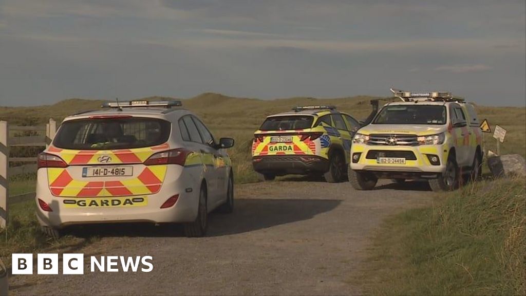 Search resumes for missing fisherman