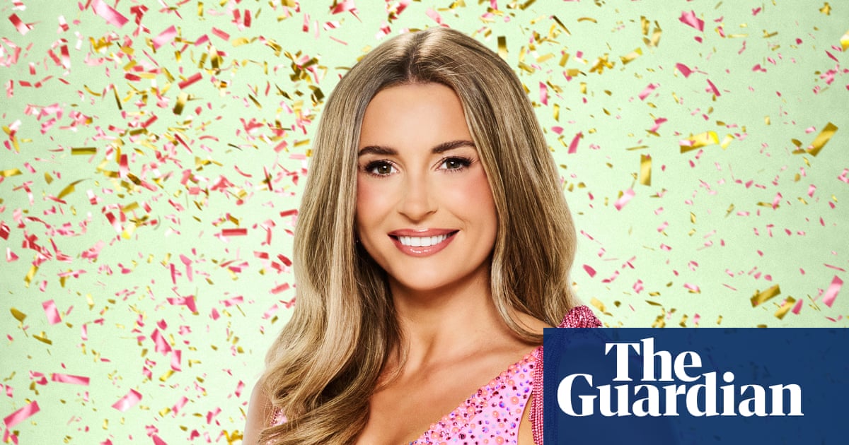 Dani Dyer-Bowen leaves Strictly Come Dancing after fracturing ankle in rehearsal | Strictly Come Dancing
