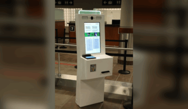 Passengers across Canada stuck on planes, facing long wait times due to primary inspection kiosk outage - CTV News