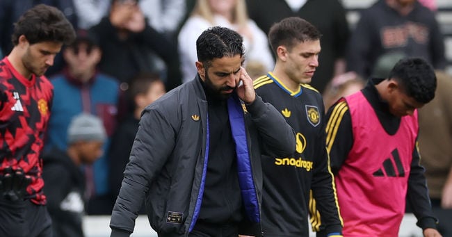 Manchester United's Amorim Faces Pressure Despite Club Support - 조선일보