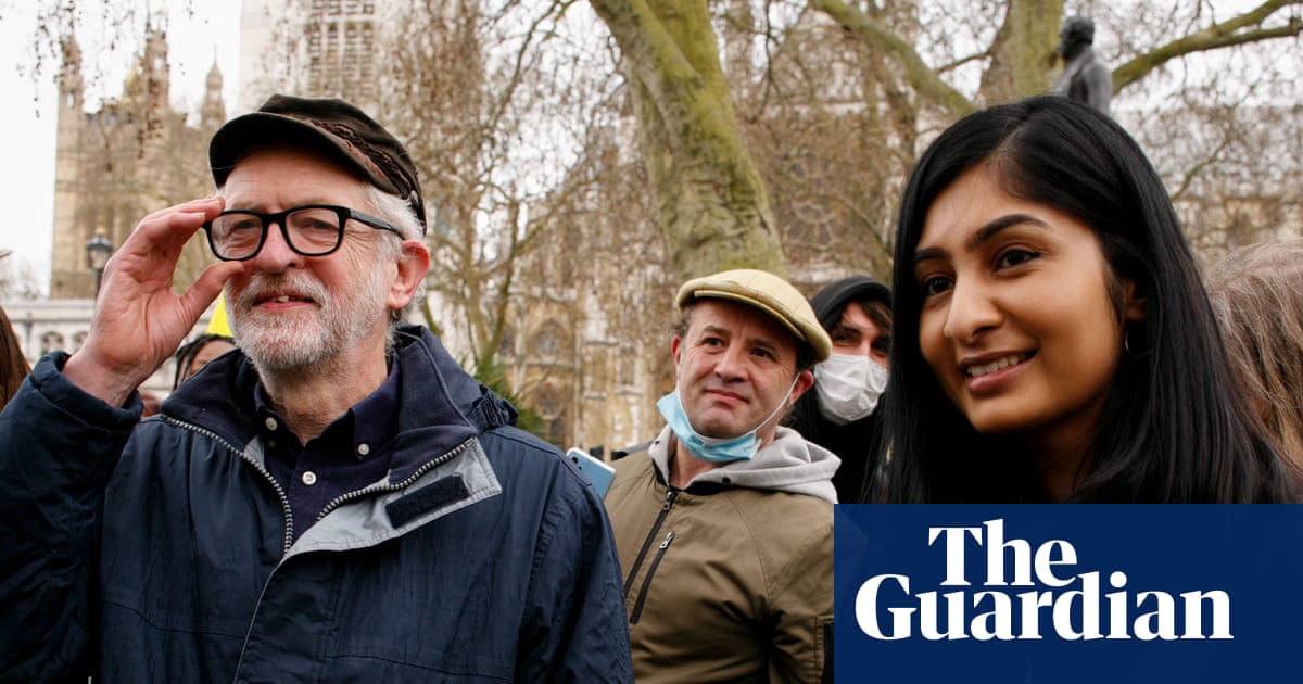 Corbyn clashes with Sultana over membership portal as split emerges in new party | Politics