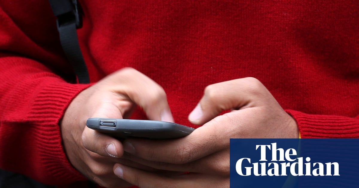 Millions of UK mobile phones to receive test emergency alert on Sunday | Emergency planning