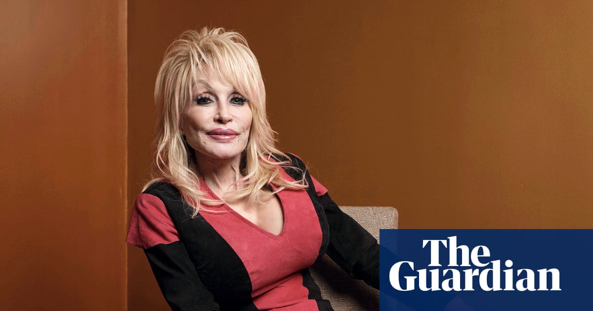 Dolly Parton postpones Las Vegas residency, citing ‘health challenges’ | Dolly Parton