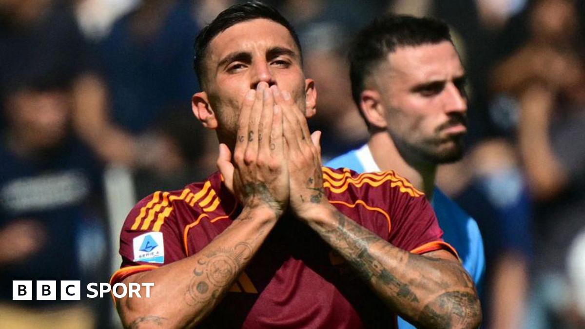 Lazio 0-1 Roma: Lorenzo Pellegrini fires visitors to victory as hosts have two sent off