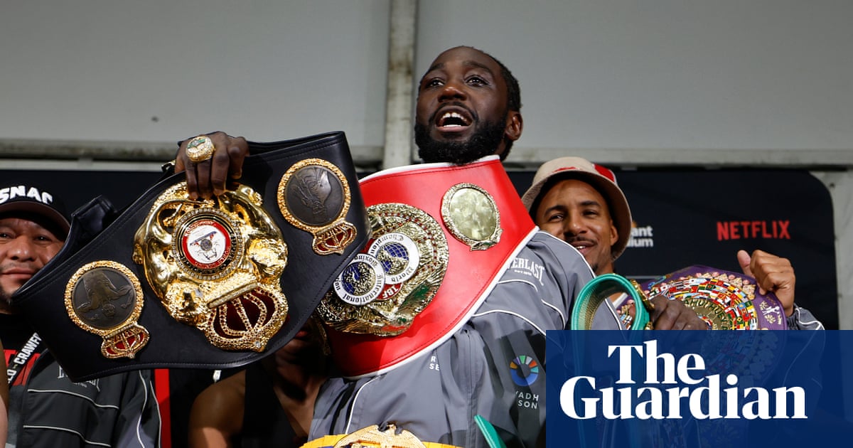 ‘He’s way better than Mayweather’: Crawford hailed by Canelo after signature win | Terence Crawford