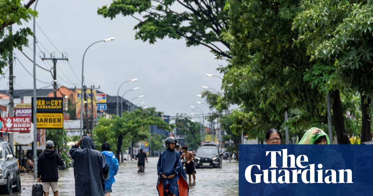 Six dead in Bali as flash floods inundate popular tourist destination | Bali