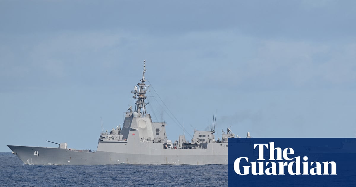 China’s military follows Australian and Canadian warships in Taiwan Strait accusing them of ‘provocation’ | Australian military