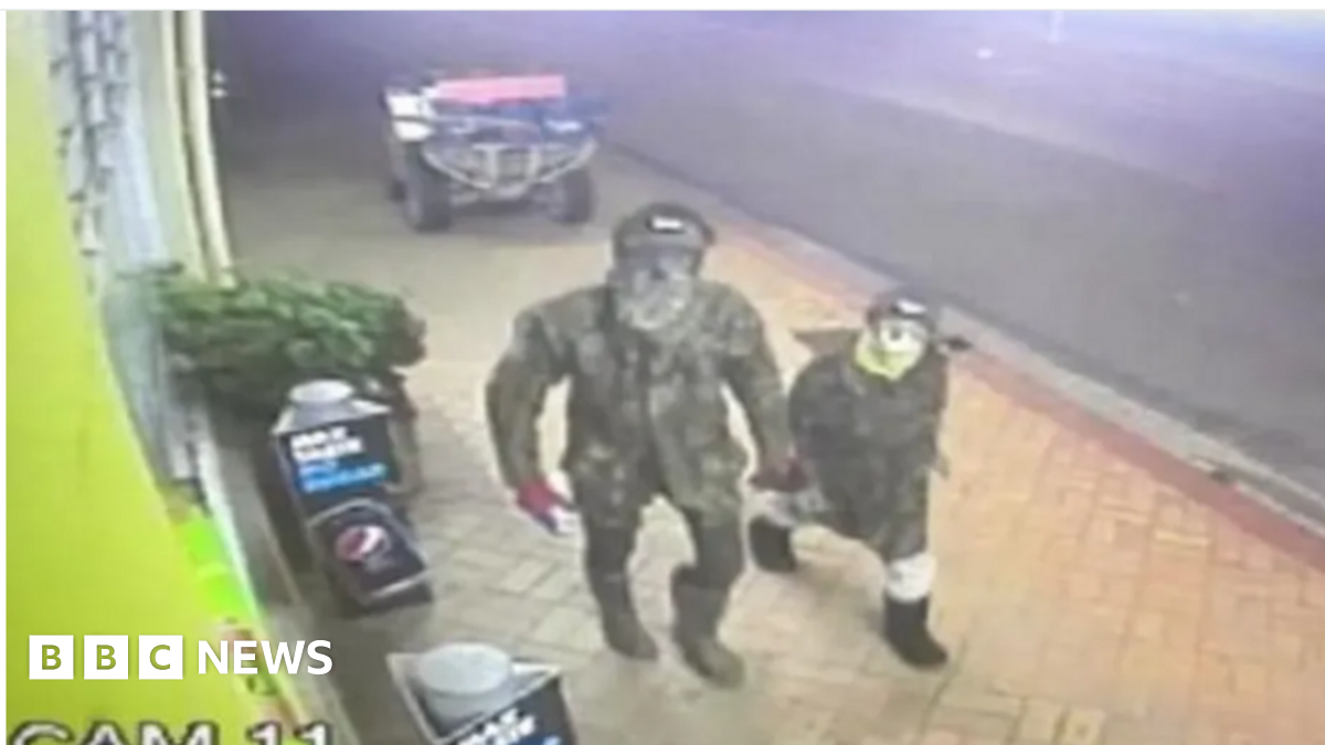 Tom Phillips: Missing New Zealand children found after fugitive dad shot dead by police - follow live