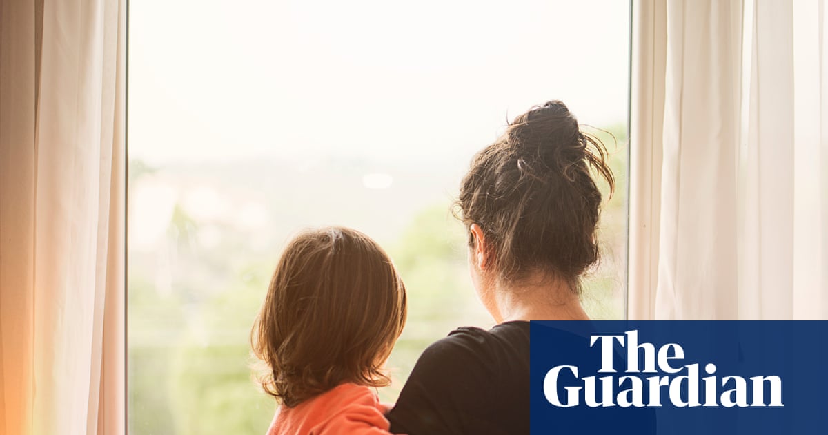 Nearly one in three single-parent households in Australia live in poverty, Hilda report shows | Poverty