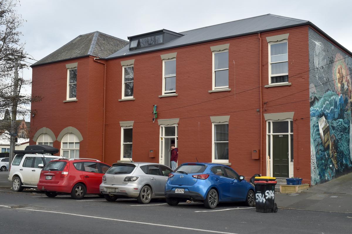 Student who fell from roof was celebrating: friend