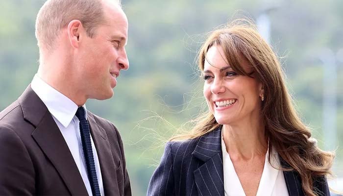 Prince William, Kate Middleton share cheerful message for rugby team