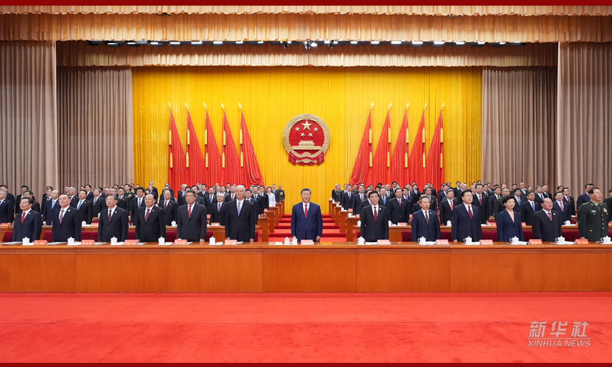 Xi attends grand gathering in celebration of Xinjiang Uygur Autonomous Region's 70th founding anniversary