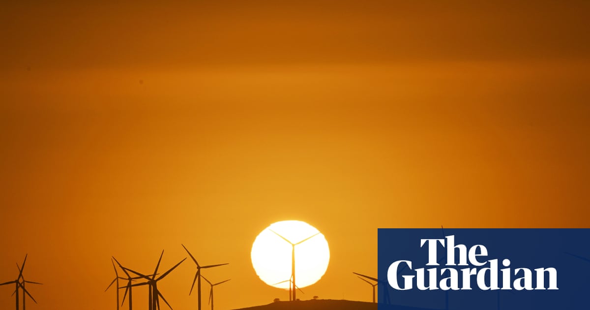 Electricity generation costs would be up to 50% higher if Australia stuck with coal and gas only | Energy