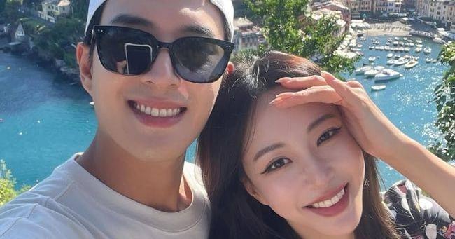 Han Ye-seul, Husband Ink Couple's Tattoo Post-Legalization - 조선일보