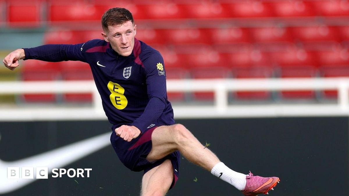 Elliot Anderson in action for England