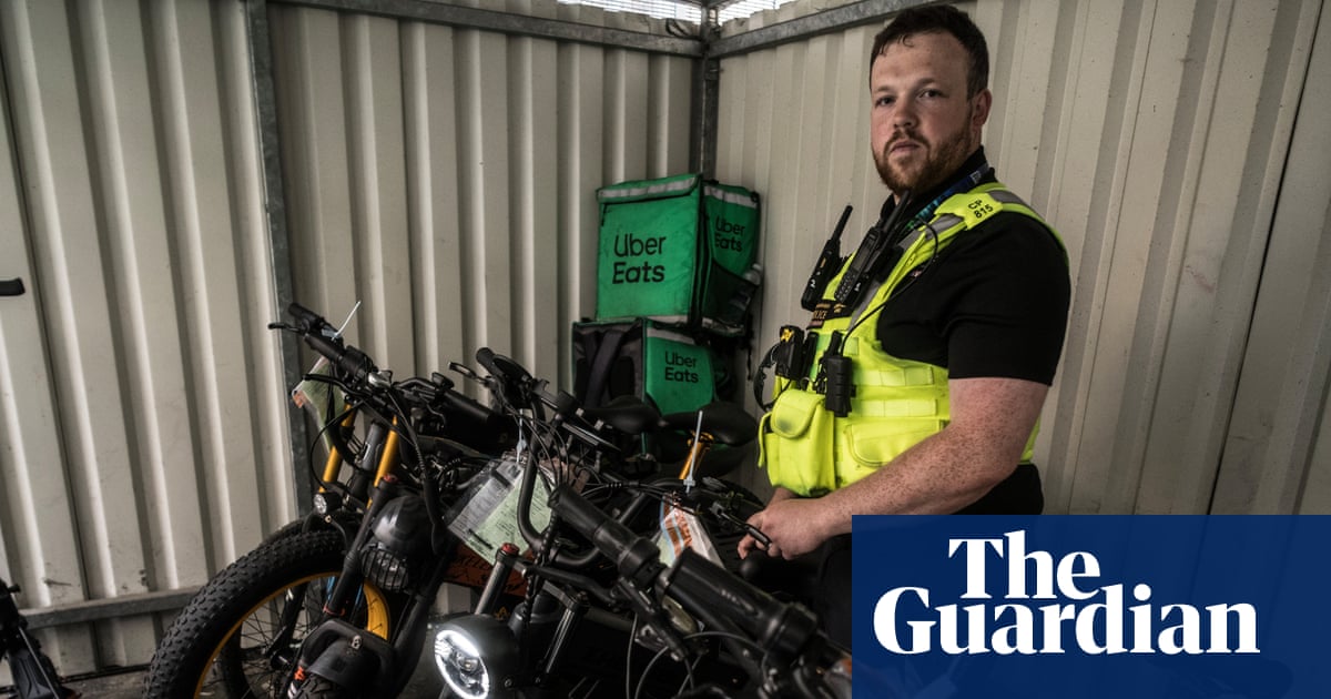 Britain’s illegal e-bike boom: desperation, delivery drivers – and unthinkable danger | Cycling