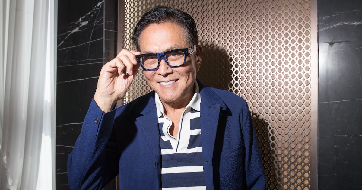 Kiyosaki Criticizes Fiat, Regrets Bitcoin Miss - 조선일보