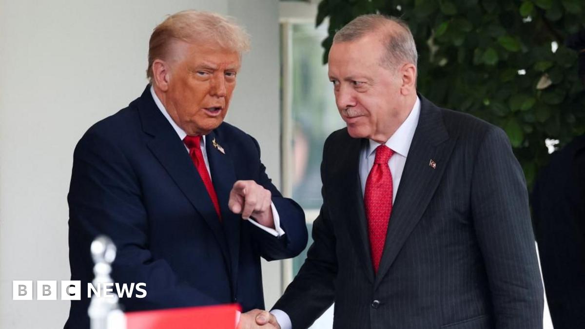 Trump and Erdogan speak in Oval Office before talks - live updates