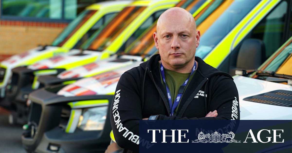 Ambulance paramedic hospitalised after alleged assault in Mornington