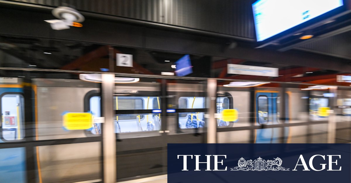 Melbourne Metro Tunnel train drivers stranded in tunnel for five hours during testing