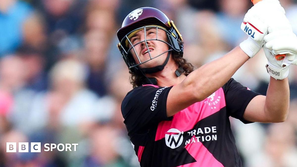 Tom Kohler-Cadmore batting