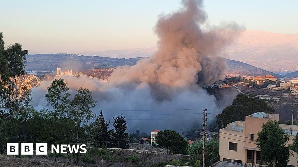Israeli airstrikes hit southern Lebanon