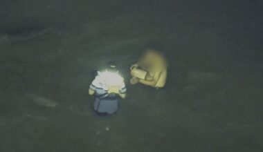 Coast Guard officer's last sighting revised; survived nearly hour - 조선일보