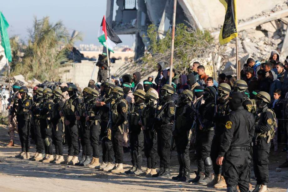 Hamas releases ‘farewell photo’ of 47 Israeli captives amid escalation in Gaza City – Middle East Monitor