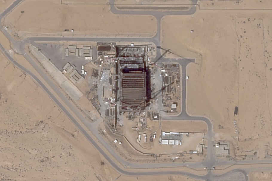 Satellite photos show intense work at Dimona nuclear reactor site, AP reports