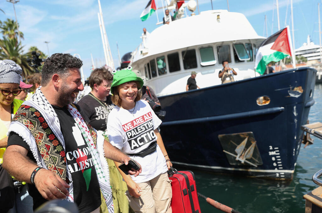  ספרד נמל ברצלונה משט סומוד צומוד גרטה טונברג מפליג