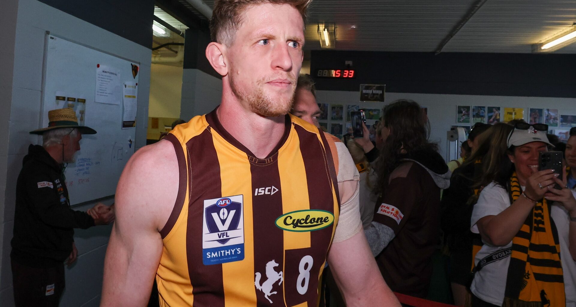 Hawks delist key defender, mid-season pick-up