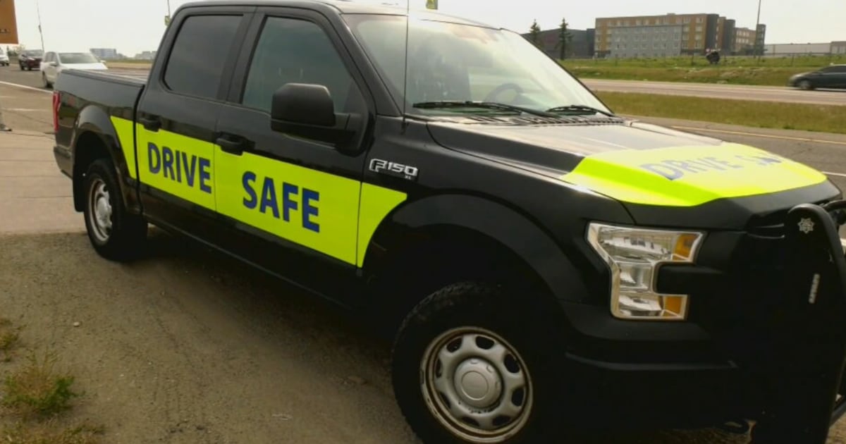 Red-light cameras, photo radar returning to 2 Calgary intersections - CTV News
