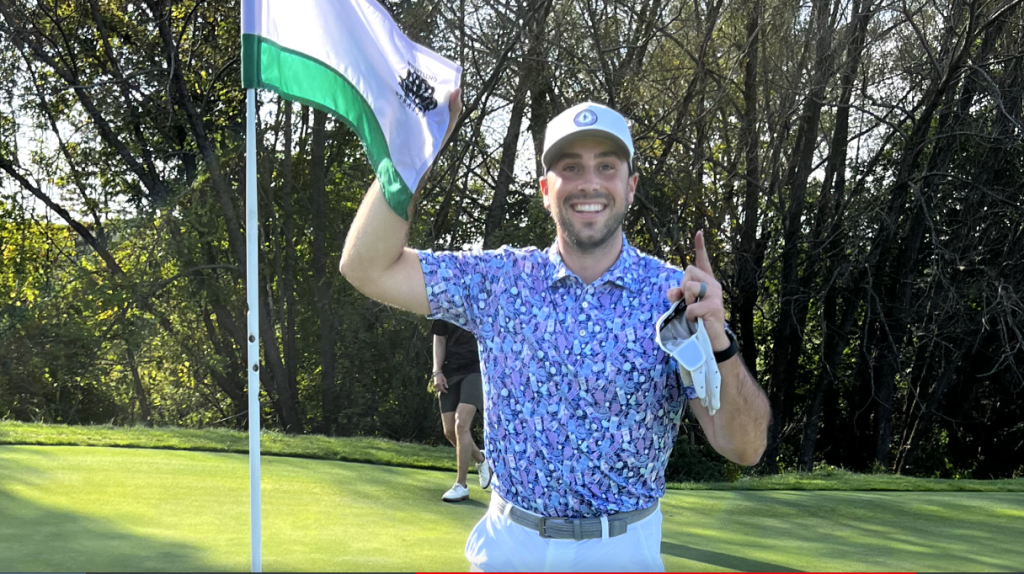 Mike Robinson, 32, has died after being shot in Wisconsin while on a golf trip.