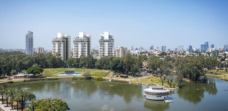 The Lake Project Ramat Gan credit: Metnoya