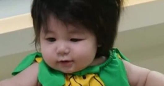 Pineapple-Suited Haru Shines on 'Superman Returns' - 조선일보