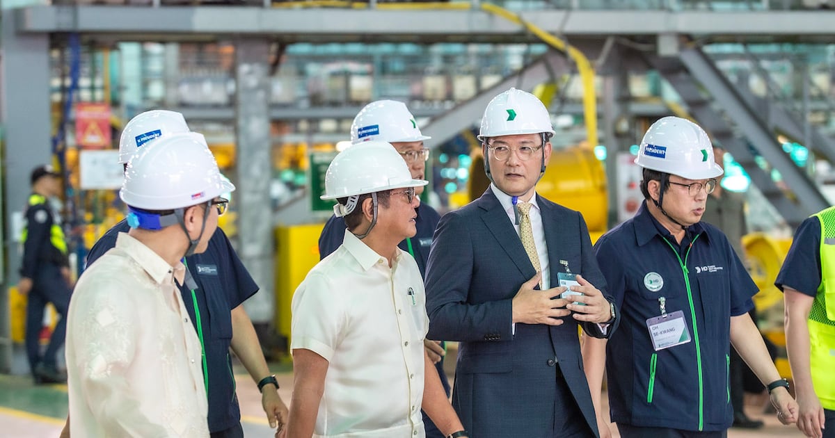 HD Hyundai begins first commercial vessel construction in Philippines - 조선일보