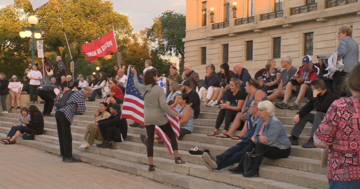 Candlelight vigil for Charlie Kirk held in Winnipeg - CTV News