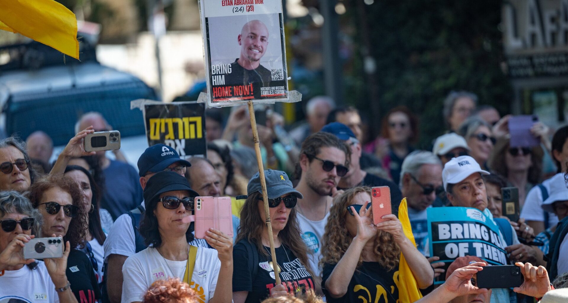 Tens of thousands to attend hostage rallies as Hamas issues warning for their fate