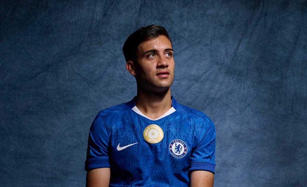 Facundo Buonanotte completes Chelsea loan switch | News | Official Site