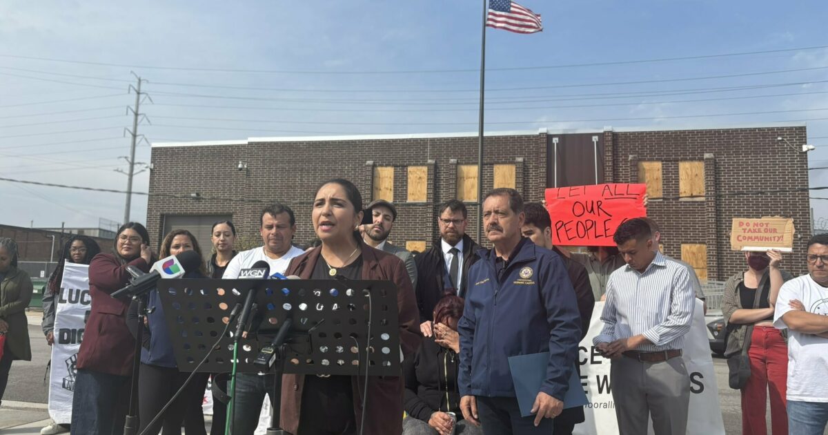 ICE Abducts Man Suing Off-Duty Police for Abusing Day Laborers