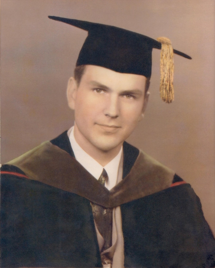 (The Church of Jesus Christ of Latter-day Saints) A portrait of Russell M. Nelson from the University of Utah's medical school in August 1947.