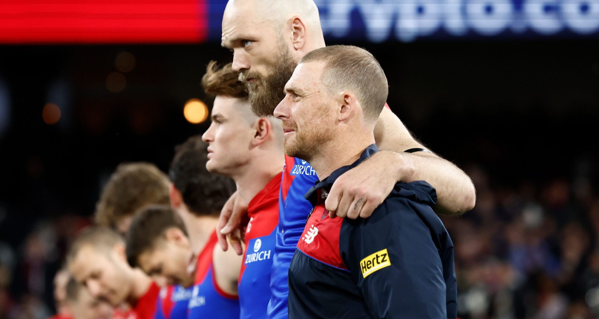 Third club enters chase for sacked premiership coach - AFL News