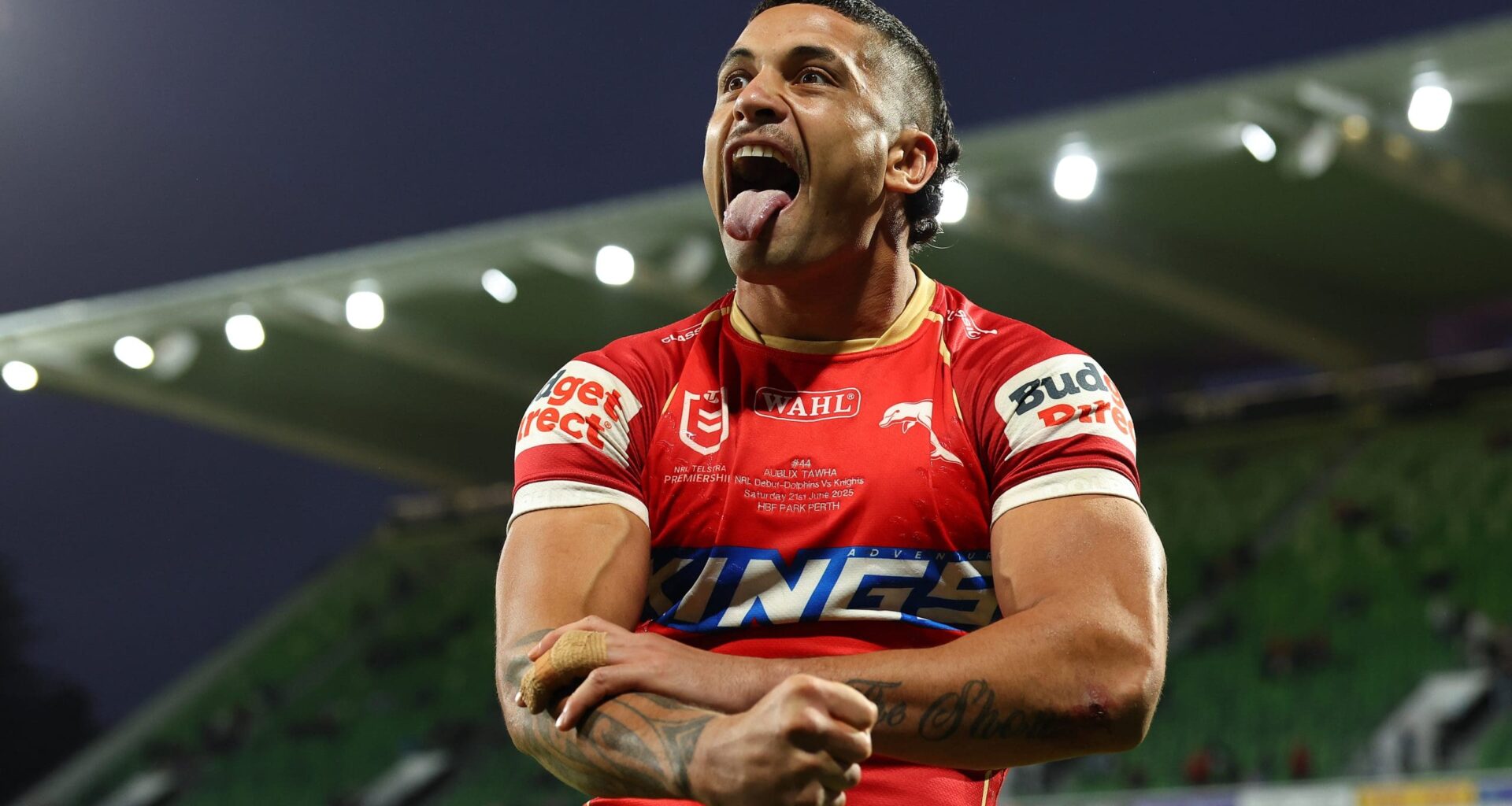 Dolphins forward on the verge of signing with Queensland rivals - NRL News