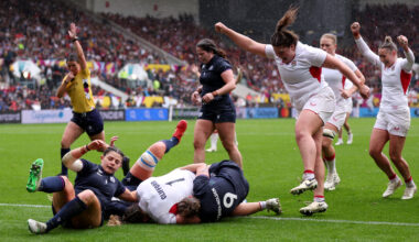 England beat Scotland in the rain to book France semi-final