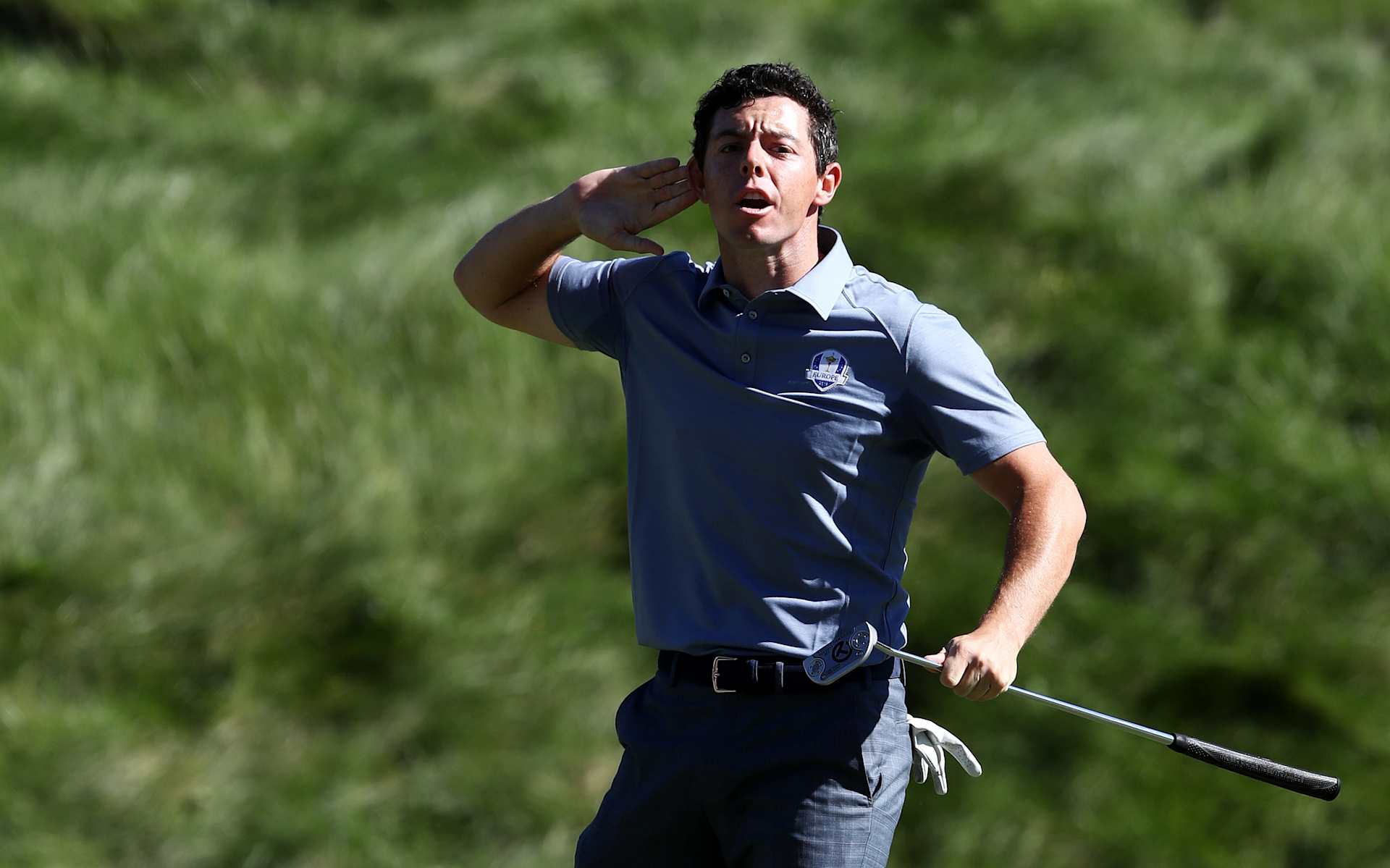 CHASKA, MN - OCTOBER 02:  Rory McIlroy of Europe reacts on the eighth green during singles matches of the 2016 Ryder Cup at Hazeltine National Golf Club on October 2, 2016 in Chaska, Minnesota.  (Photo by Sam Greenwood/Getty Images)