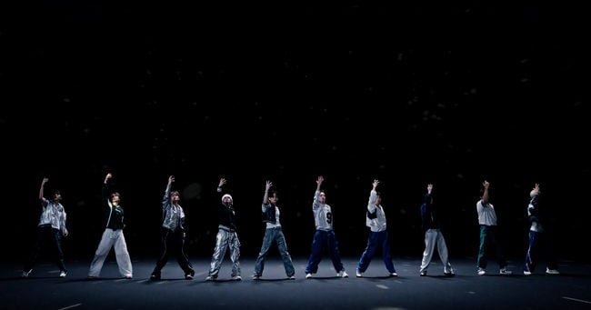 TREASURE Premieres 'NOW FOREVER' Dance Video With Retro Flair - 조선일보