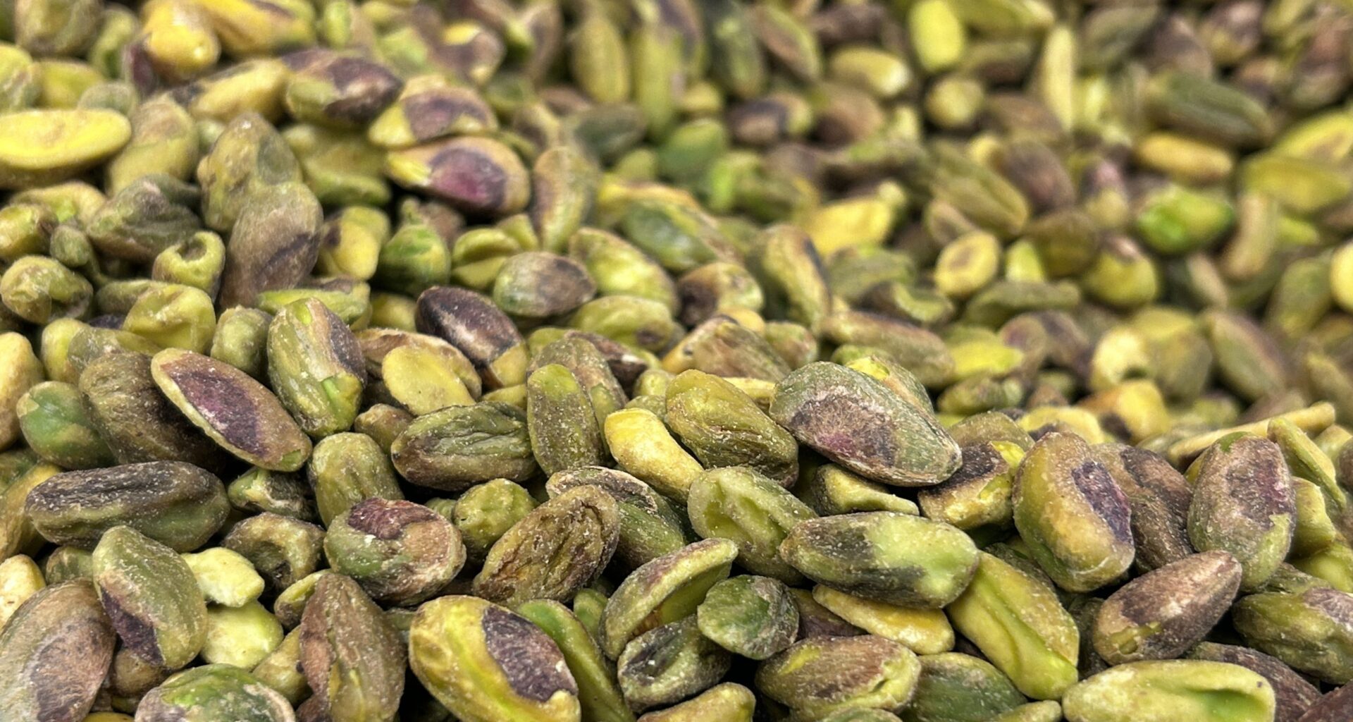 11 hospitalized, 79 sickened in salmonella outbreak linked to pistachios in Canada