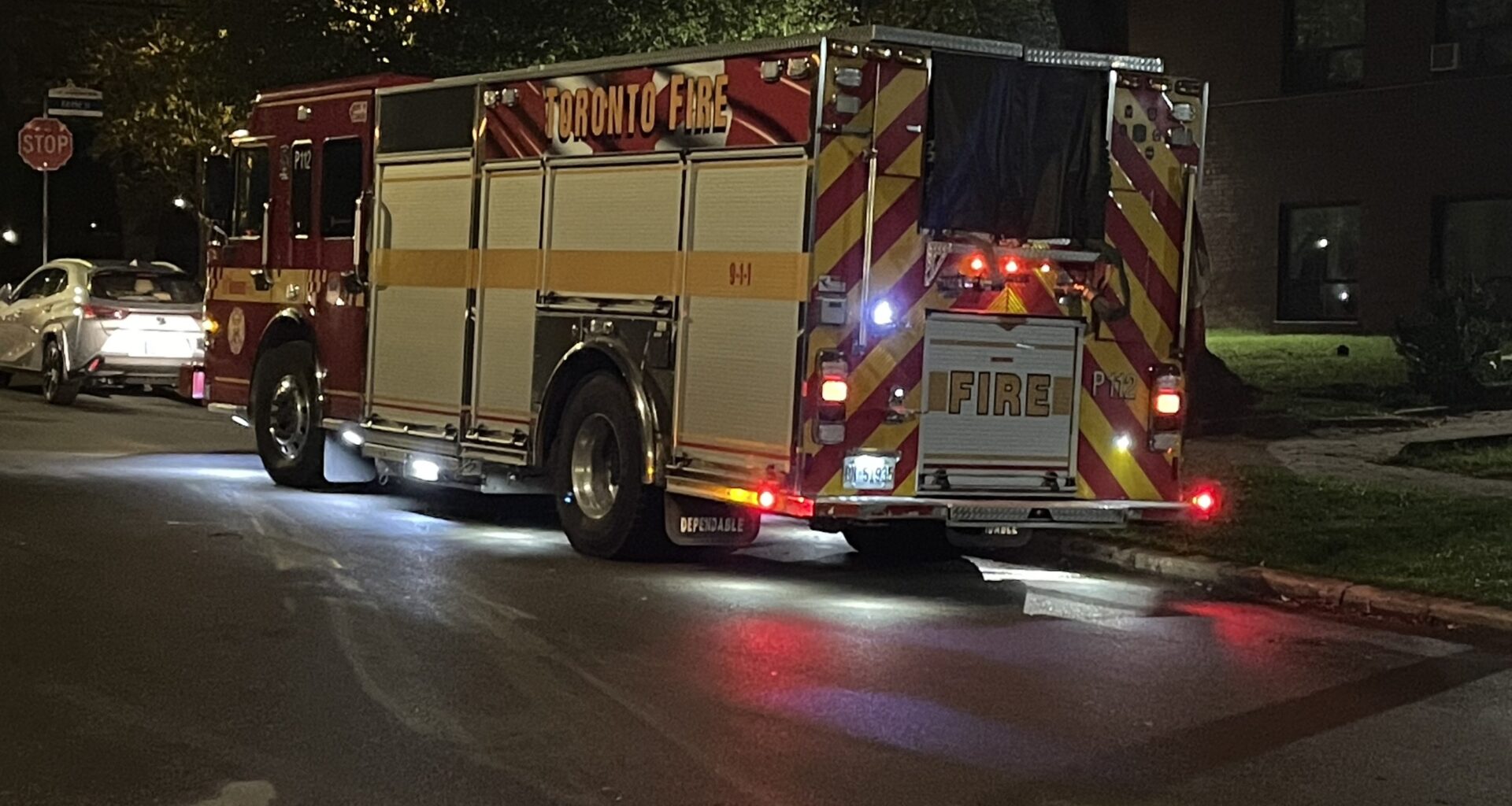 Fire at North York apartment sends 5 to hospital