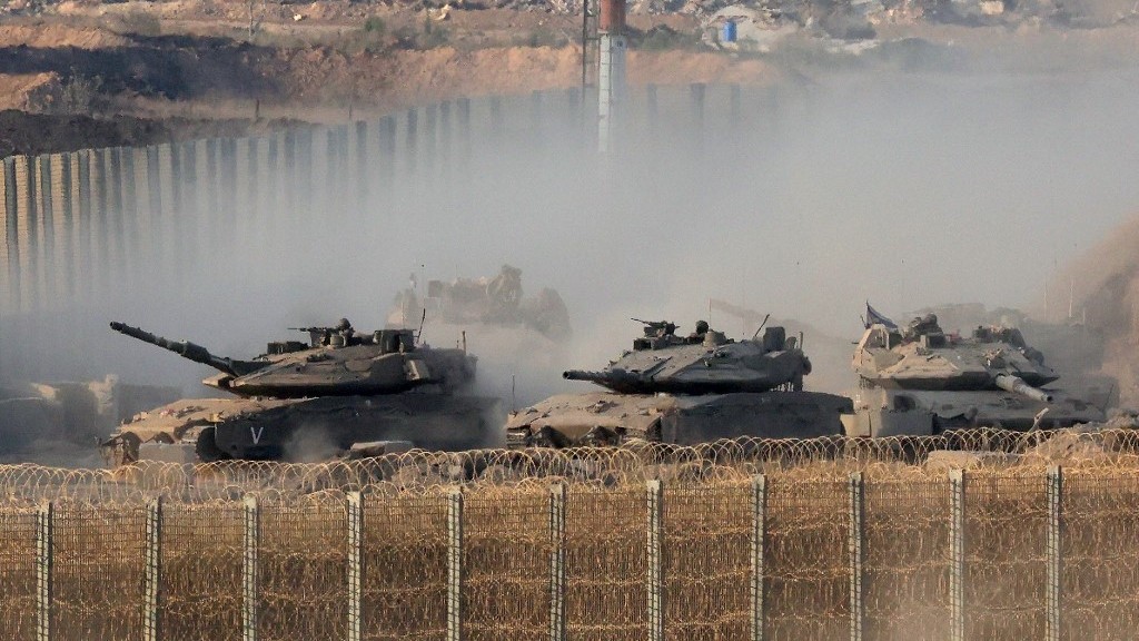 Israeli army calls up reserves amid fears of low turnout and falling morale