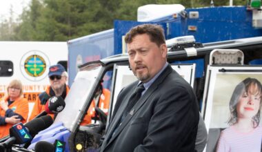 Chris Lewis: Amid criticism, RCMP have ‘pulled out all the stops’ in search for missing N.S. children - CTV News